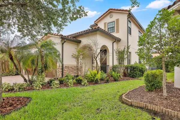 10459 STAPELEY DR, Orlando, FL 32832