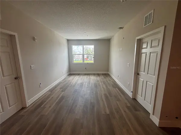 4424 S TEXAS AVE #1-204, Orlando, FL 32839