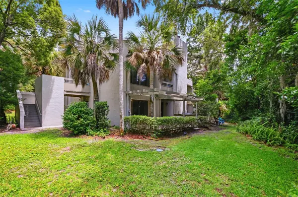100 FAIRWAY DR #100, Longwood, FL 32779