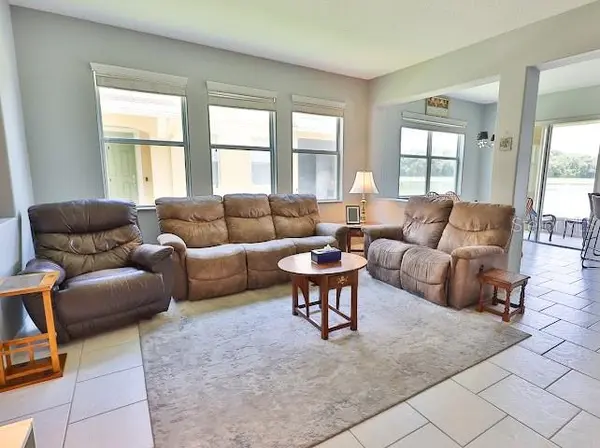 3893 GLIDING PL, Sanford, FL 32773