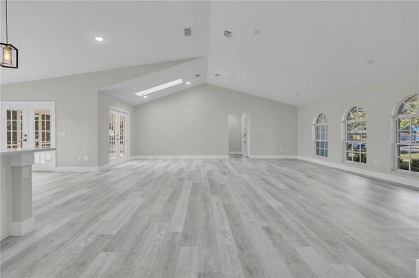 1812 COROLLA CT, Deltona, FL 32738 photo 5