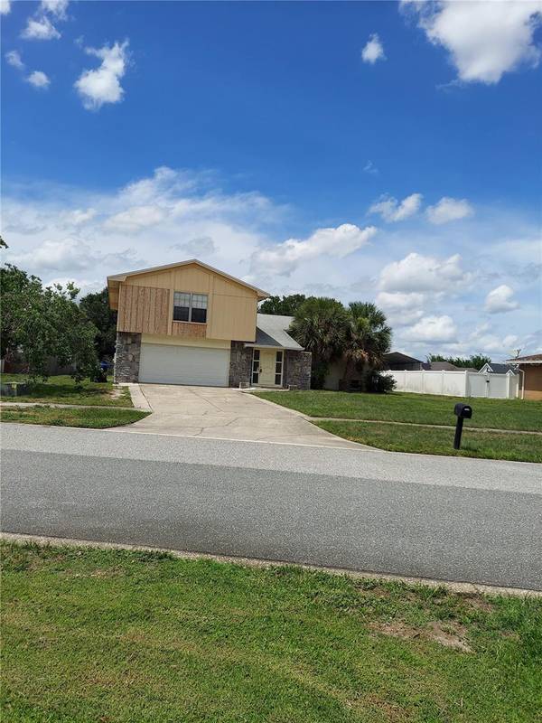8139 LAUREL TREE DR, Orlando, FL 32819