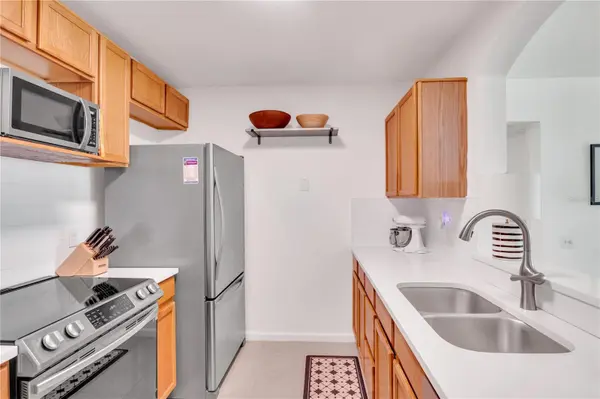 3950 SOUTHPOINTE DR #409, Orlando, FL 32822