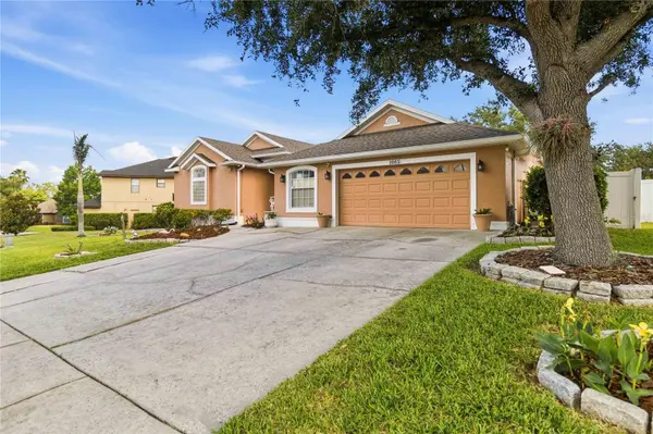 1085 CHASE DR, Winter Garden, FL 34787