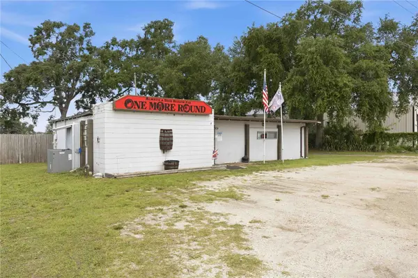 404 EAKER ST, Auburndale, FL 33823