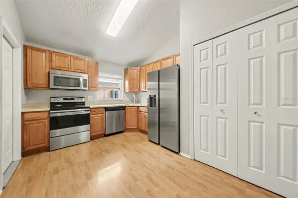 1077 SUGARBERRY TRL, Oviedo, FL 32765