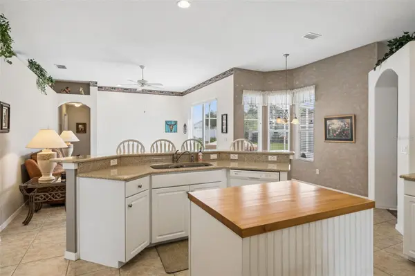 232 VIA MARIEL EAST DR, Davenport, FL 33896