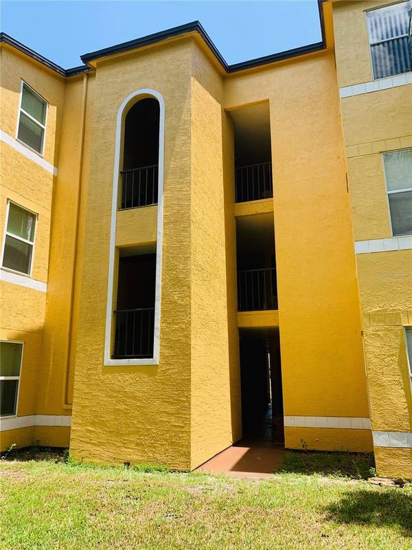 4572 COMMANDER DR #1226, Orlando, FL 32822