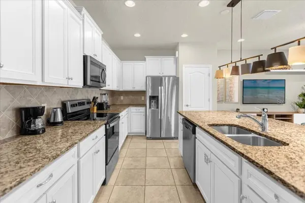 2413 DUBAI ST, Kissimmee, FL 34747