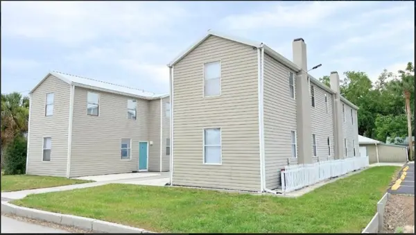 321 W IANTHE ST #6, Tavares, FL 32778