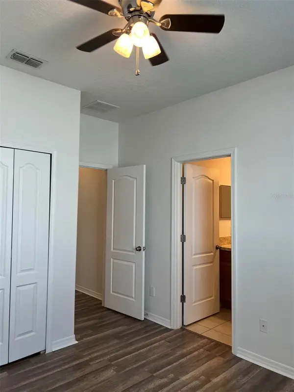 2735 CARRICKTON CIR, Orlando, FL 32824