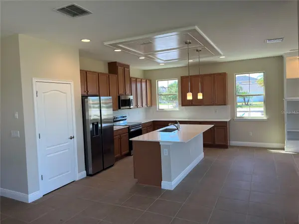 6673 KNOLLWOOD ST, Harmony, FL 34773