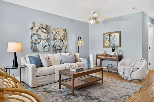 2 CAUSEWAY BLVD #102, Dunedin, FL 34698