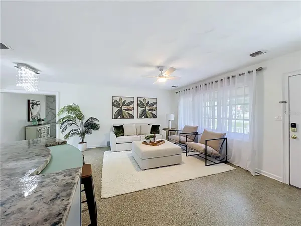 52 CLARK ST, Oviedo, FL 32765