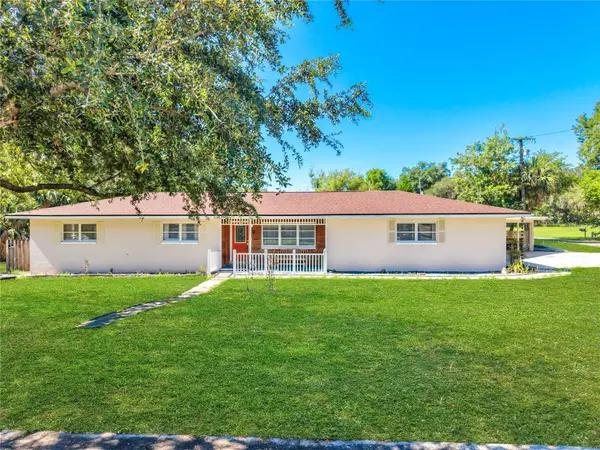 52 CLARK ST, Oviedo, FL 32765