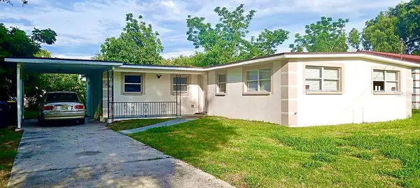 108 EDGEWATER DR, Winter Haven, FL 33881