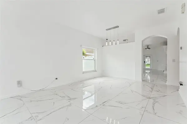 8915 VICTORIA ISLE PL, Orlando, FL 32829