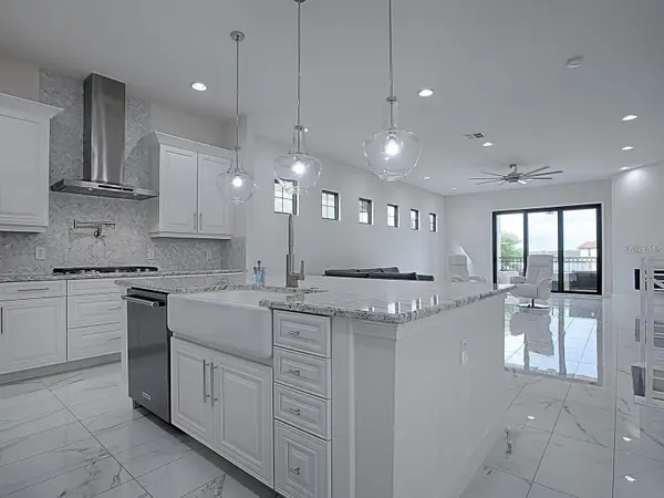 7661 TOSCANA BLVD, Orlando, FL 32819