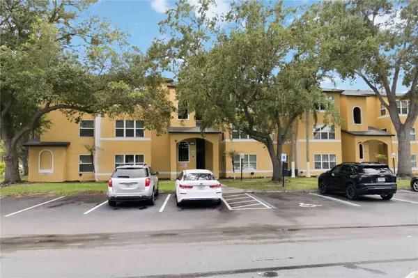 4572 COMMANDER DR #1227, Orlando, FL 32822