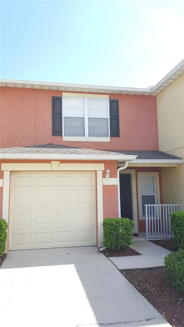 765 CRESTING OAK CIR #127, Orlando, FL 32824