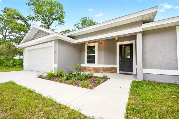 36 FISHER LANE CRSE, Ocklawaha, FL 32179