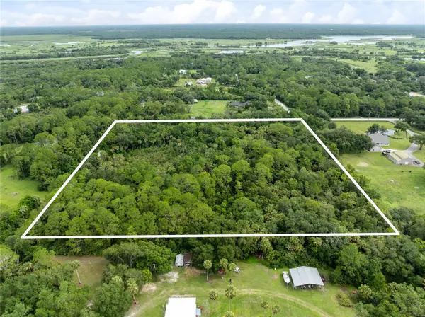 2750 PERCH RD, Geneva, FL 32732