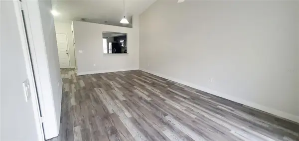 1215 BAREFOOT BAY DR, Orlando, FL 32824