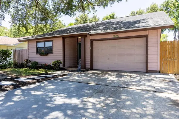 1707 WHISPERING DR E, Largo, FL 33771