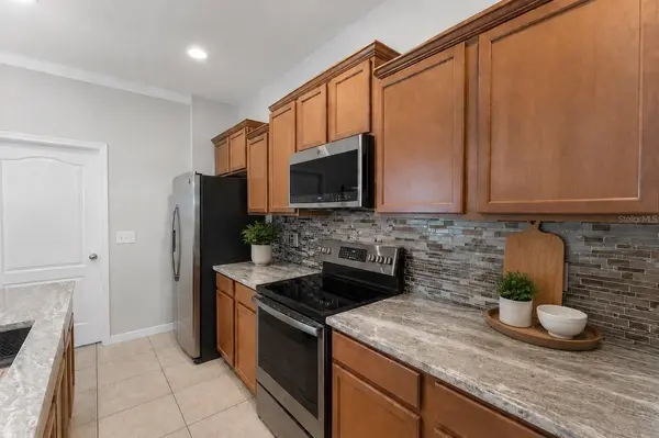 9143 SAVANNAH AINSLEY LN, Orlando, FL 32832