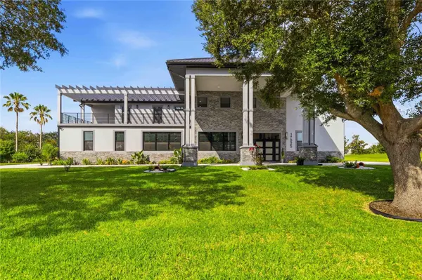 17025 ROYAL PALM DR, Groveland, FL 34736