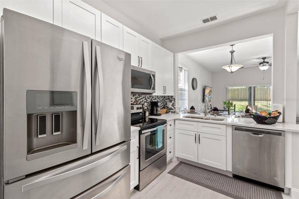 4040 CALABRIA AVE, Davenport, FL 33897