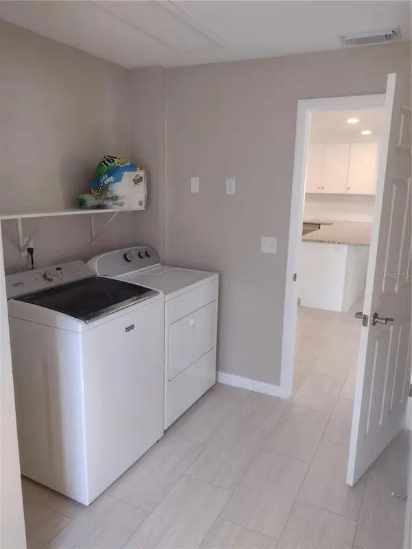 830 E 18TH AVE, New Smyrna Beach, FL 32169