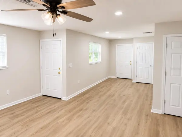 3058 PALMADELIA AVE, Sarasota, FL 34234