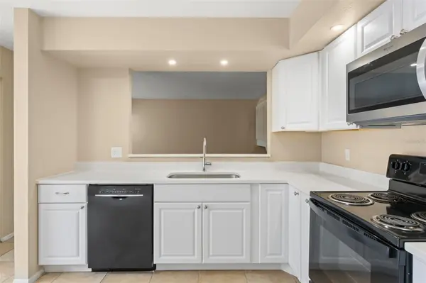 4623 RING NECK RD #B-1, Orlando, FL 32808