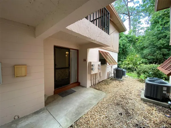 160 LIVE OAK WOODS CT #3A, Deltona, FL 32725