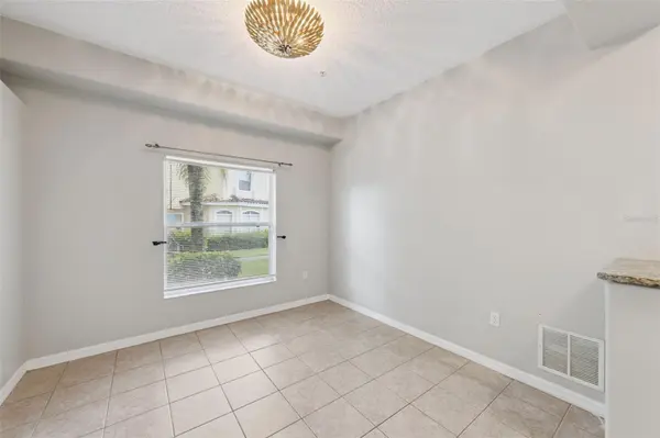 674 SANDY NECK LN #104, Altamonte Springs, FL 32714