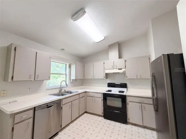 17956 SW 25TH AVENUE RD, Ocala, FL 34473
