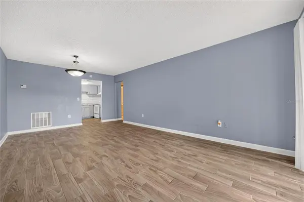 4203 S. SEMORAN BLVD #12, Orlando, FL 32822