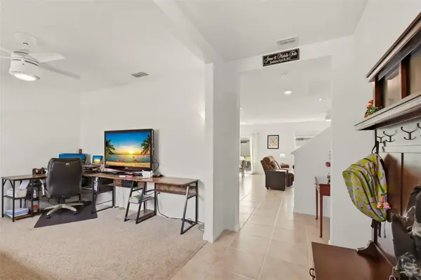 33428 COUNTRY HOUSE DR, Sorrento, FL 32776