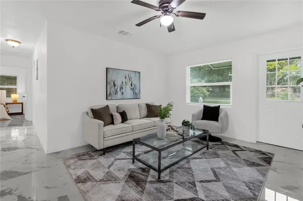 107 FORD AVE, Altamonte Springs, FL 32701
