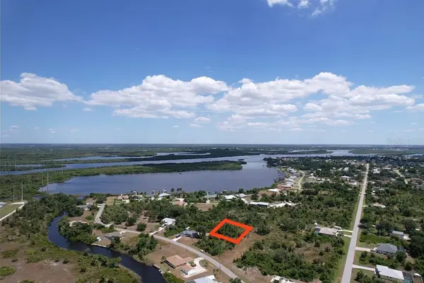 2080 WAVERLY TER ST, Port Charlotte, FL 33983