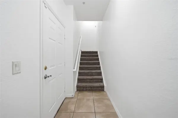2532 GRAND CENTRAL Pkwy #8, Orlando, FL 32839