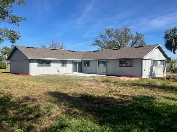 5241 MAGNOLIA TER, Fruitland Park, FL 34731