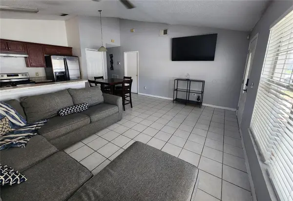 5298 YAUPON ST, Orlando, FL 32811