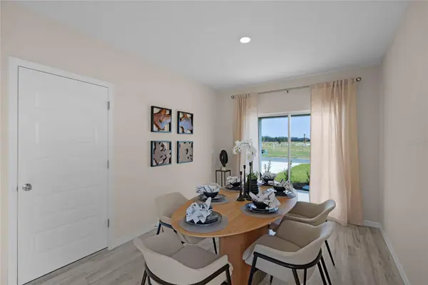 1738 HUMMINGBIRD RD, Winter Haven, FL 33884