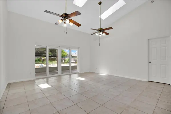 3886 KINGSTON OAKS CV, Oviedo, FL 32765