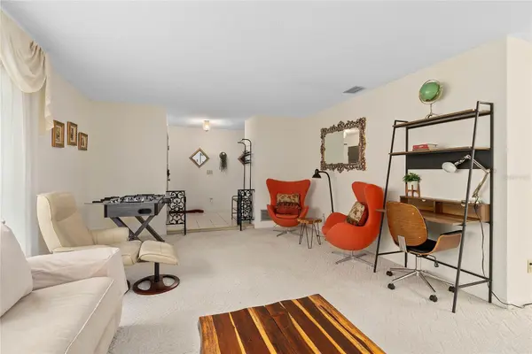 1435 PAULA DR, Apopka, FL 32703