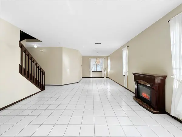 1606 WOOD VIOLET DR, Orlando, FL 32824