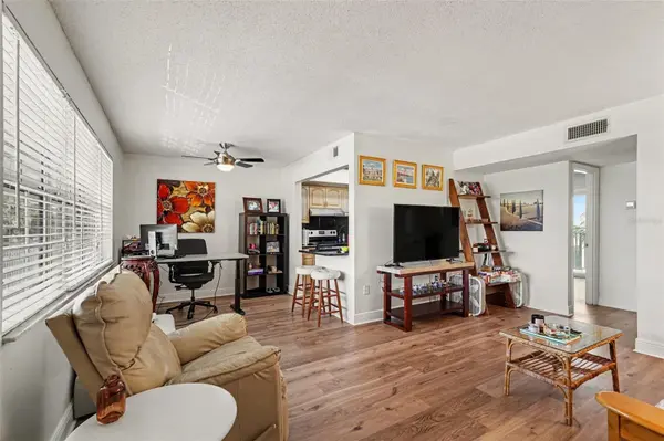 1011 S MIRAMAR AVE #9, Indialantic, FL 32903