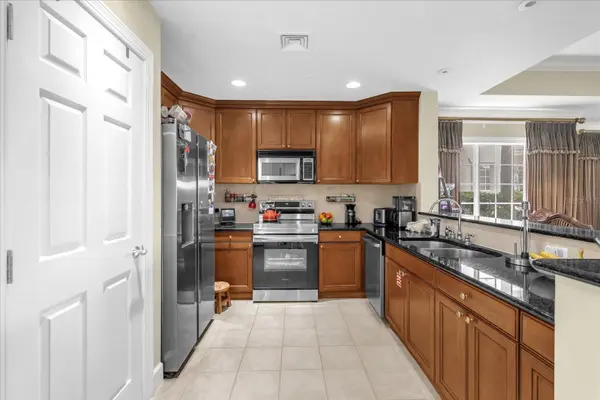 1364 CENTRE COURT RIDGE DR #101, Reunion, FL 34747